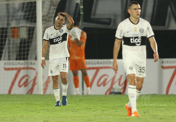 [VIDEO] Gol de "Tito" Torres y el chanchón se pone en ventaja