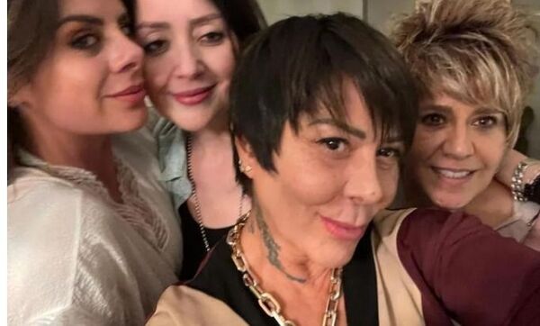 'Se parece a la Chimoltrufia': Usuarios critican a Alejandra Guzmán tras compartir foto en redes