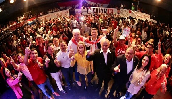Santiago Peña se reúne con colorados residentes en Argentina