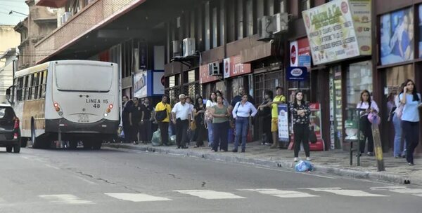 Billetaje echa por tierra la excusa de “sobredemanda” que había dado VMT - Economía - ABC Color