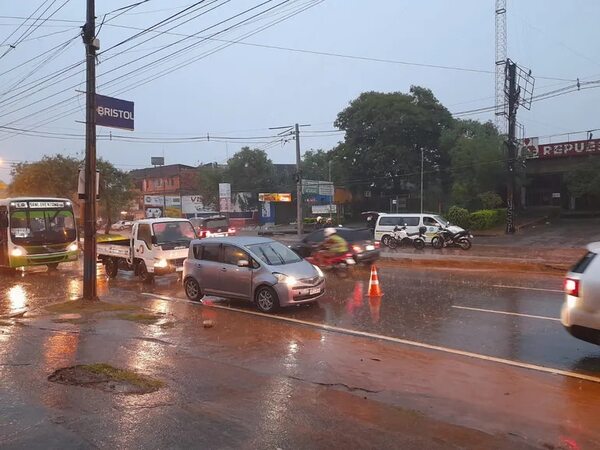 Desvío para ingreso a Asunción sobre avenida Eusebio Ayala cerca de Calle Última - Nacionales - ABC Color