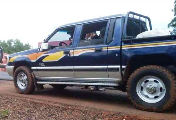 Roban camioneta mientras dueño consultaba en Hospital de Clínicas •