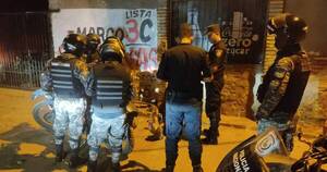 La Nación / Policía Nacional detuvo a tres personas con frondosos antecedentes en Asunción