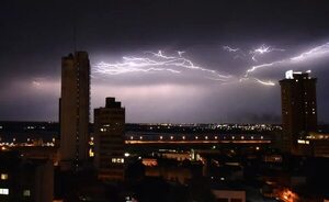 Alerta de tormentas para Asunción y 11 departamentos - Clima - ABC Color