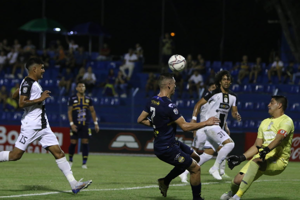Fecha 12: Sportivo Trinidense vence a Tacuary por la mínima diferencia - trece