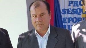 Prófugo por crimen de un concejal espera garantías para presentarse