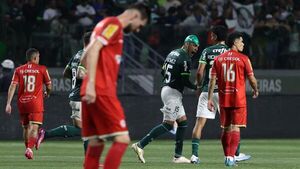 Gustavo Gómez anota para Palmeiras en la Copa de Brasil