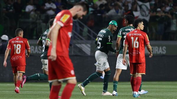 Gustavo Gómez anota para Palmeiras en la Copa de Brasil