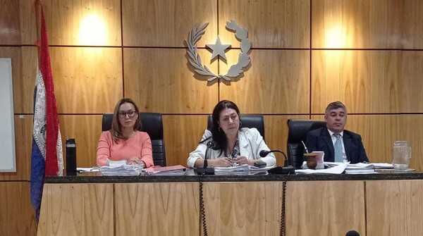 Tribunal condena a 10 años de cárcel a hombre que abusaba de manera sistemática de su nieta menor - La Clave