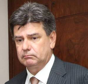 Efraín tira la toalla y adelanta que no reconocerá victoria de Santiago Peña - Impacto Político