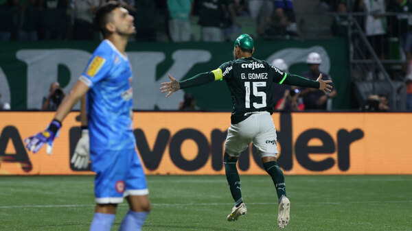 Versus / Imparable: Gustavo Gómez, gol y asistencia en el gran triunfo del Palmeiras en la Copa de Brasil