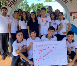 Huerta escolar de alumnos de Piribebuy gana premio internacional - Unicanal