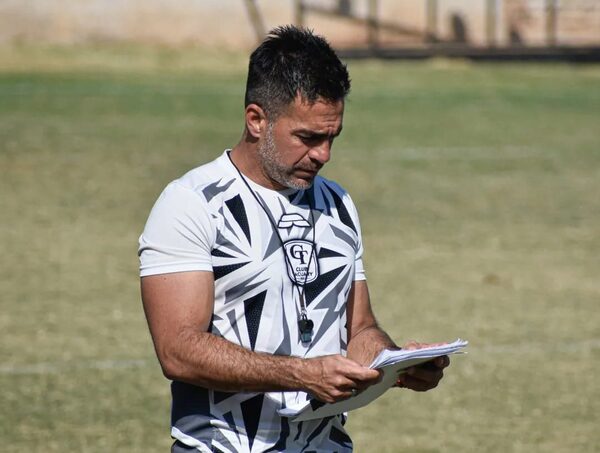 Iván Almeida vuelve a ser entrenador de Tacuary · Radio Monumental 1080 AM