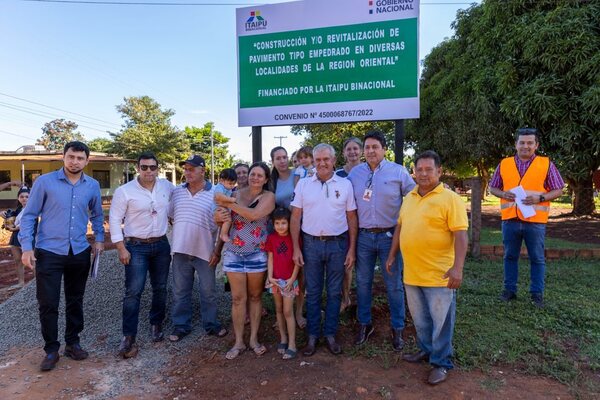 Inician labores de empedrado en tres barrios de Hernandarias