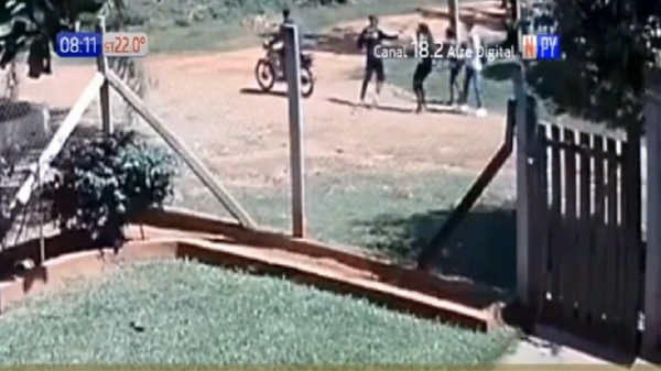 Una más de motochorros: Atacaron a una adolescente - Noticias Paraguay