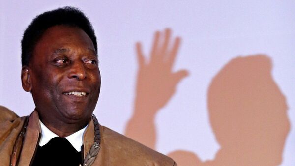 Impulsan campaña para incluir "Pelé" en el diccionario