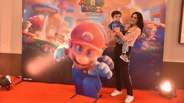 Preestreno de Super Mario Bros.