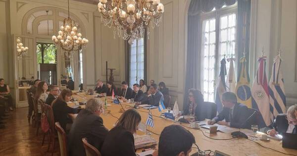 La Nación / Buscan intensificar diálogo en el ámbito del acuerdo comercial entre el Mercosur y la UE