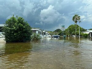 Florida es declara estado de emergencia ante inundaciones | 1000 Noticias
