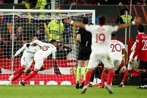 El Sevilla resucita de la nada - Fútbol Internacional - ABC Color