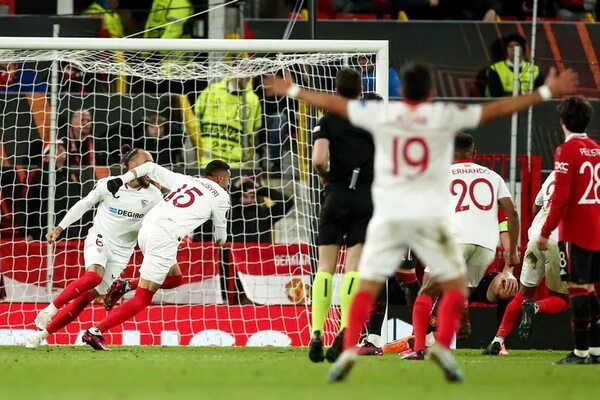 El Sevilla resucita de la nada - Fútbol Internacional - ABC Color