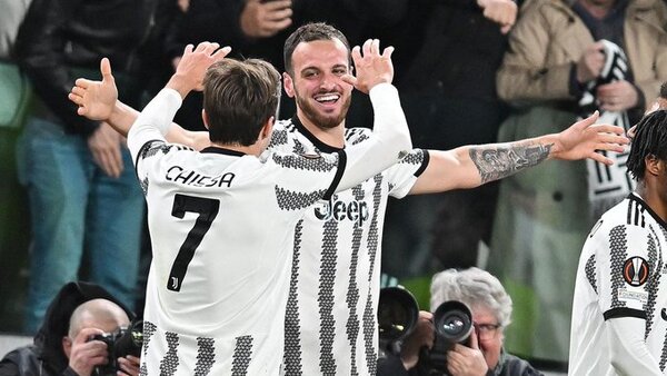 Juventus toma la delantera ante Sporting