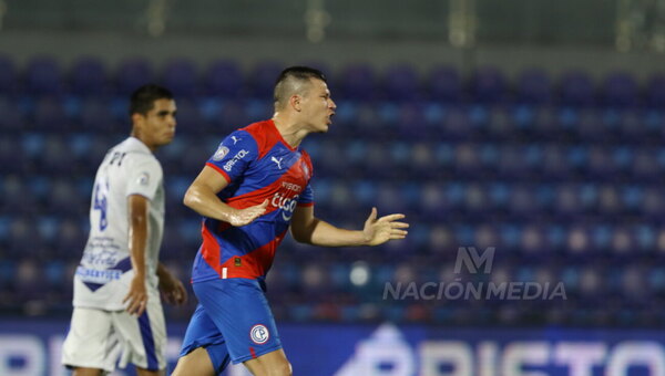 Versus / Cerro Porteño se sacó de encima a un aguerrido Ameliano