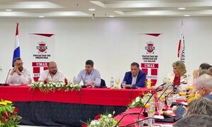 Santi Peña se reúne con Rectores de Universidades Privadas