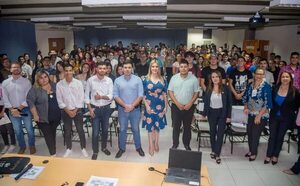 Unos 300 estudiantes de Caacupé participaron de la “Escuela de Liderazgo Universitario” - Nacionales - ABC Color