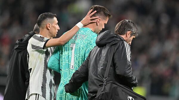 Juventus confirma que Szczesny "está bien"