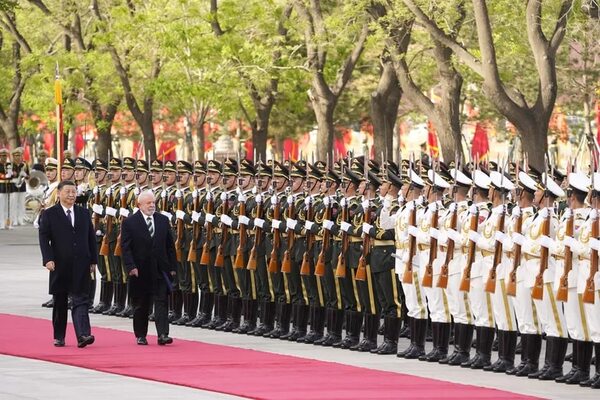 Xi, a Lula: “Nuestras relaciones, claves para la estabilidad y paz mundiales” - Mundo - ABC Color