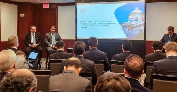 Autoridades económicas se reunieron con inversionistas internacionales