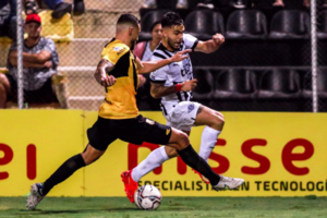 Libertad y Guaraní empatan sin goles en Dos Bocas - Unicanal