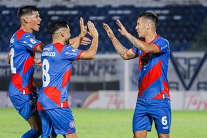 Cerro Porteño festeja empate entre Guaraní y Libertad | OnLivePy