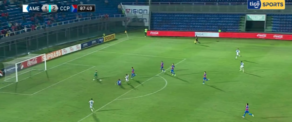 Versus / Las tremendas dos tapadas de Jean Fernandes para evitar el empate de Ameliano