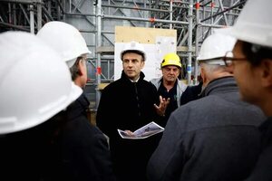 Notre-Dame recupera su emblemática aguja - Mundo - ABC Color
