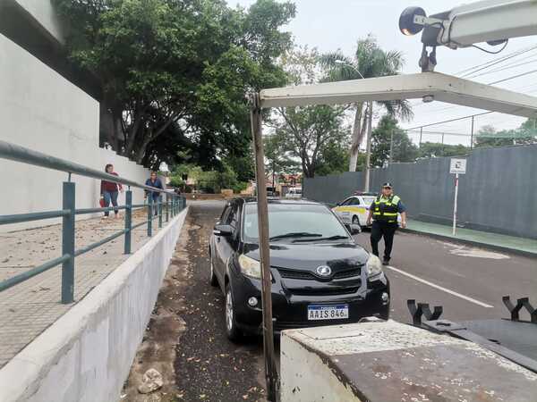 Diario HOY | Director de PMT convoca a los jugadores de Nacional en el corralón