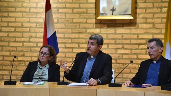 Iglesia urge que MEC libere concurso de rubros para escuelas