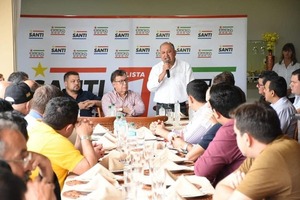 IMPORTANTE REUNIÓN DE TRABAJO DE LÍDERES DE LA ANR EN ITAPÚA CON MIRAS A LAS ELECCIONES GENERALES - Itapúa Noticias