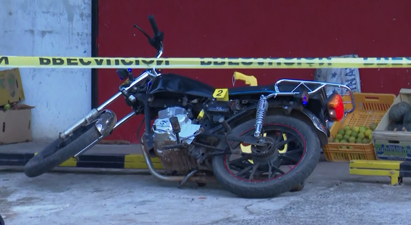 Declara ante la fiscalía comerciante que disparó a motoasaltante en Areguá - trece