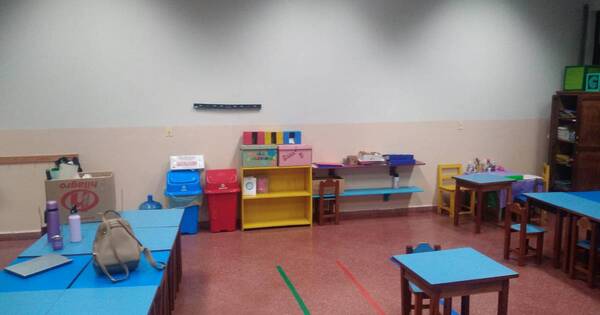 La Nación / Escuela de CDE tuvo tres “visitantes” esta madrugada que robaron televisores y speaker