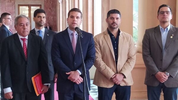 Muni de Asunción dio aprobación privisoria para obras de edificios de gobierno
