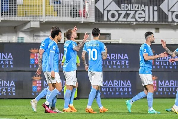 El Lazio pone cerco al segundo puesto y complica al Spezia - Fútbol Internacional - ABC Color