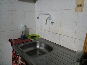 Vecinos denuncian poca presión de agua proveída por la Essap en San Lorenzo - Nacionales - ABC Color