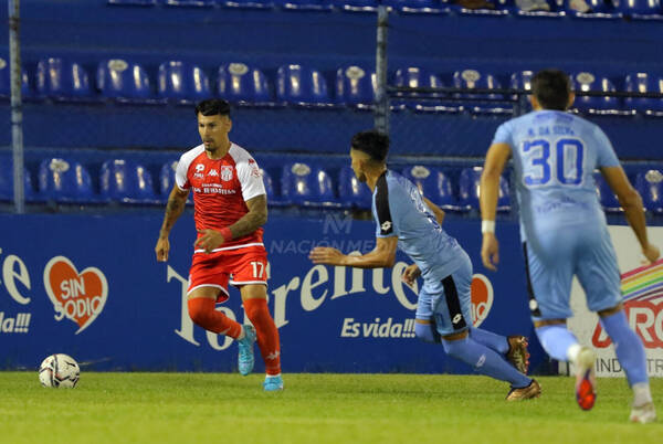 [VIDEO] Se cerró la fecha 12: Empate pororó en Villa Elisa