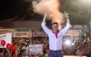 A dos semanas, Santi Peña lidera intención de voto con 40% - El Trueno