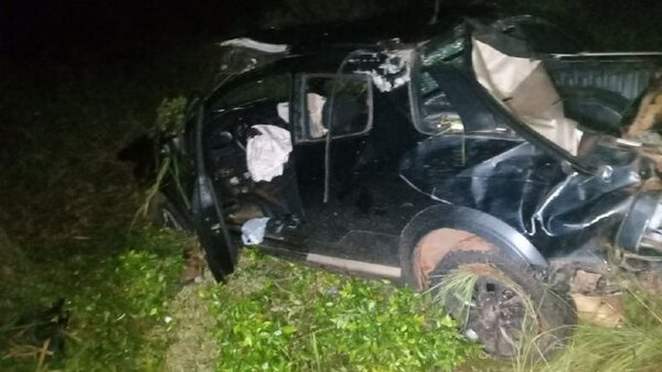 Accidente deja dos fallecidos en Cerro Corá