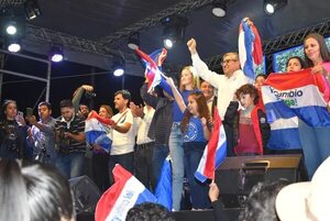 “Seré el dolor y tormento de los corruptos porque yo no tengo patrón”, dijo Sole Núñez - Nacionales - ABC Color