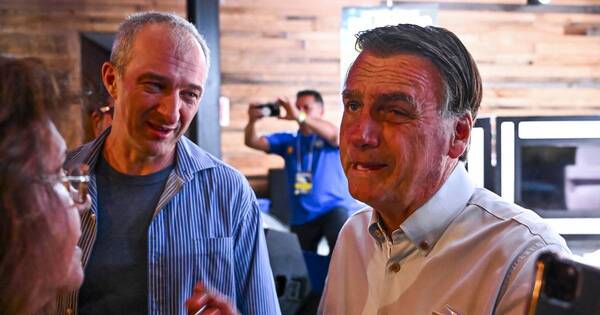 La Nación / Ordenan que Bolsonaro declare ante la Policía