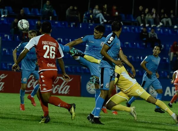 Empate en Villa Elisa, era para más goles - Fútbol - ABC Color